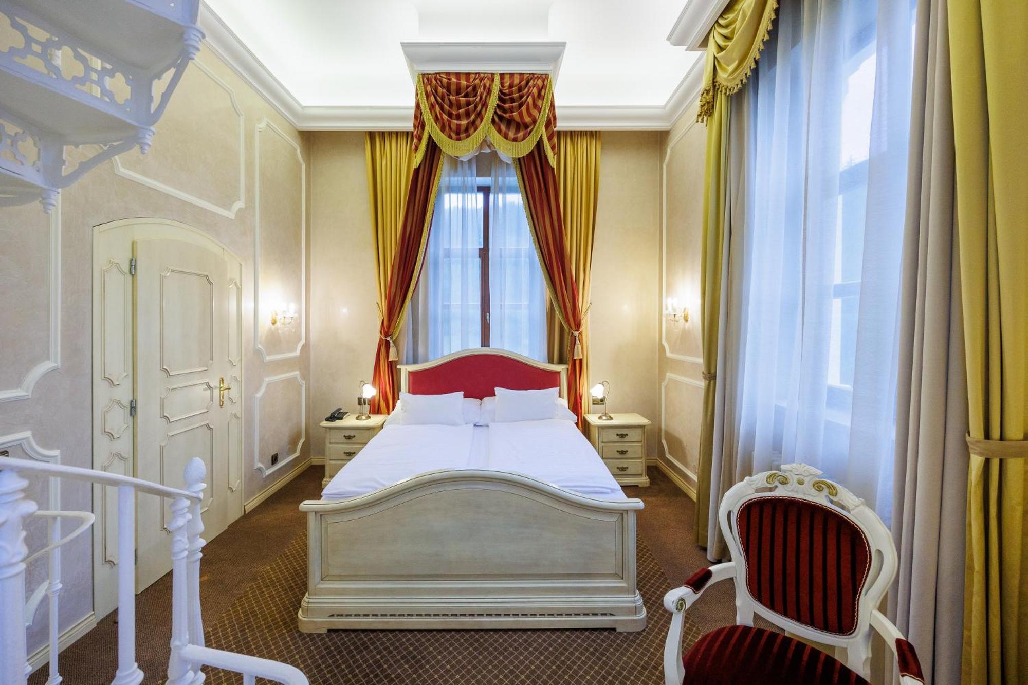 Hotel Chateau Cihelny Karlovy Vary Ngoại thất bức ảnh