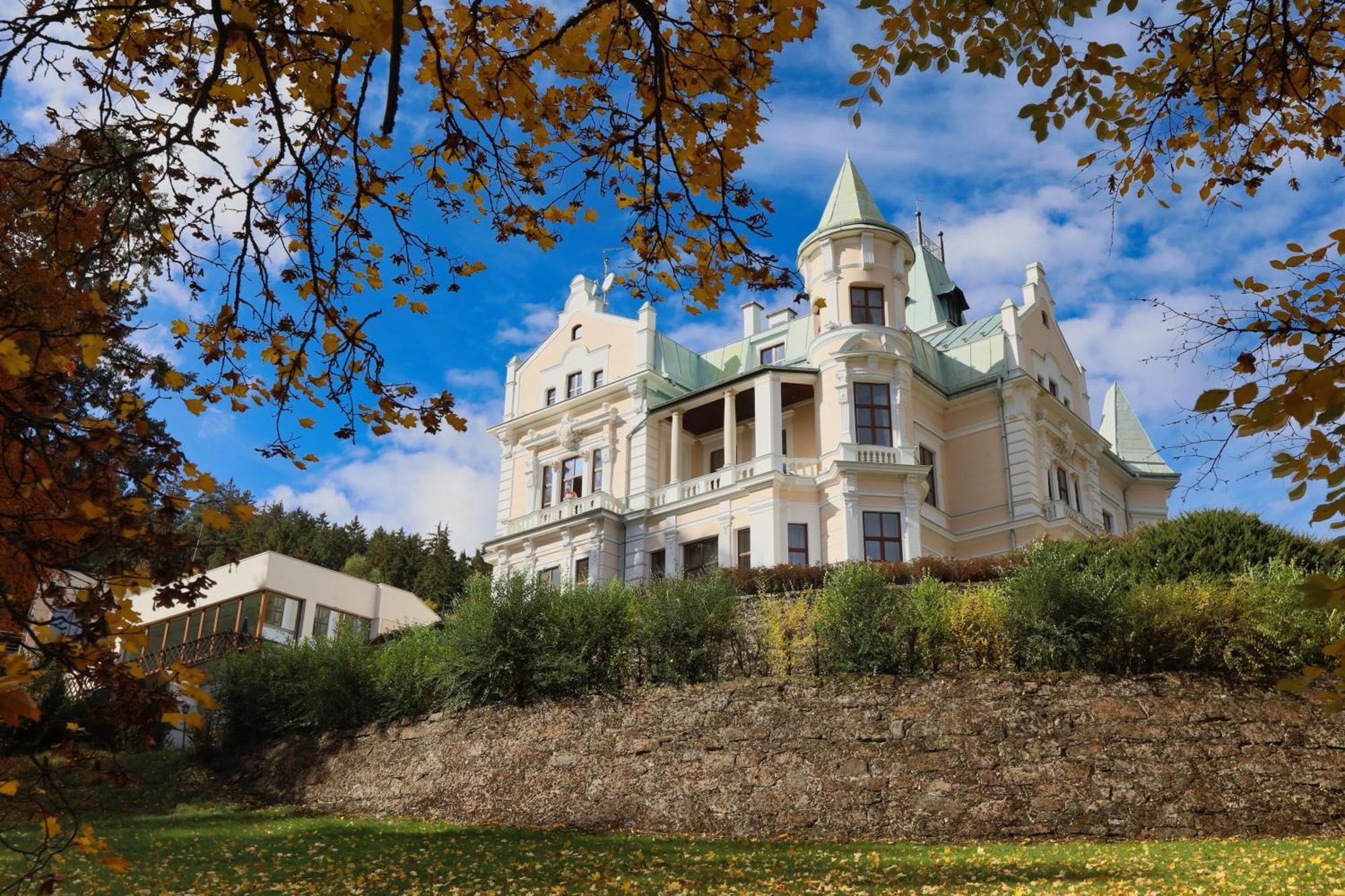 Hotel Chateau Cihelny Karlovy Vary Ngoại thất bức ảnh