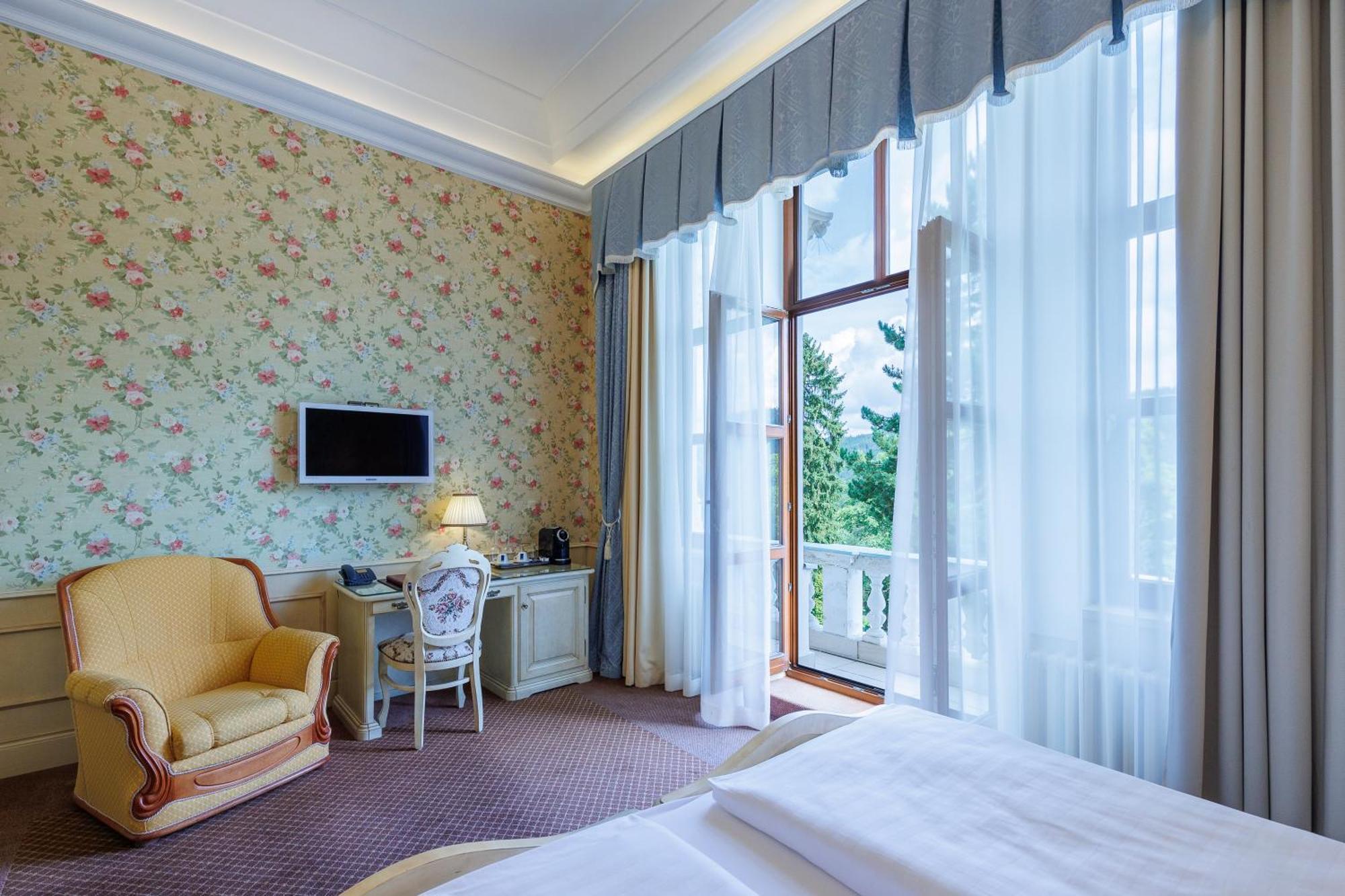 Hotel Chateau Cihelny Karlovy Vary Ngoại thất bức ảnh