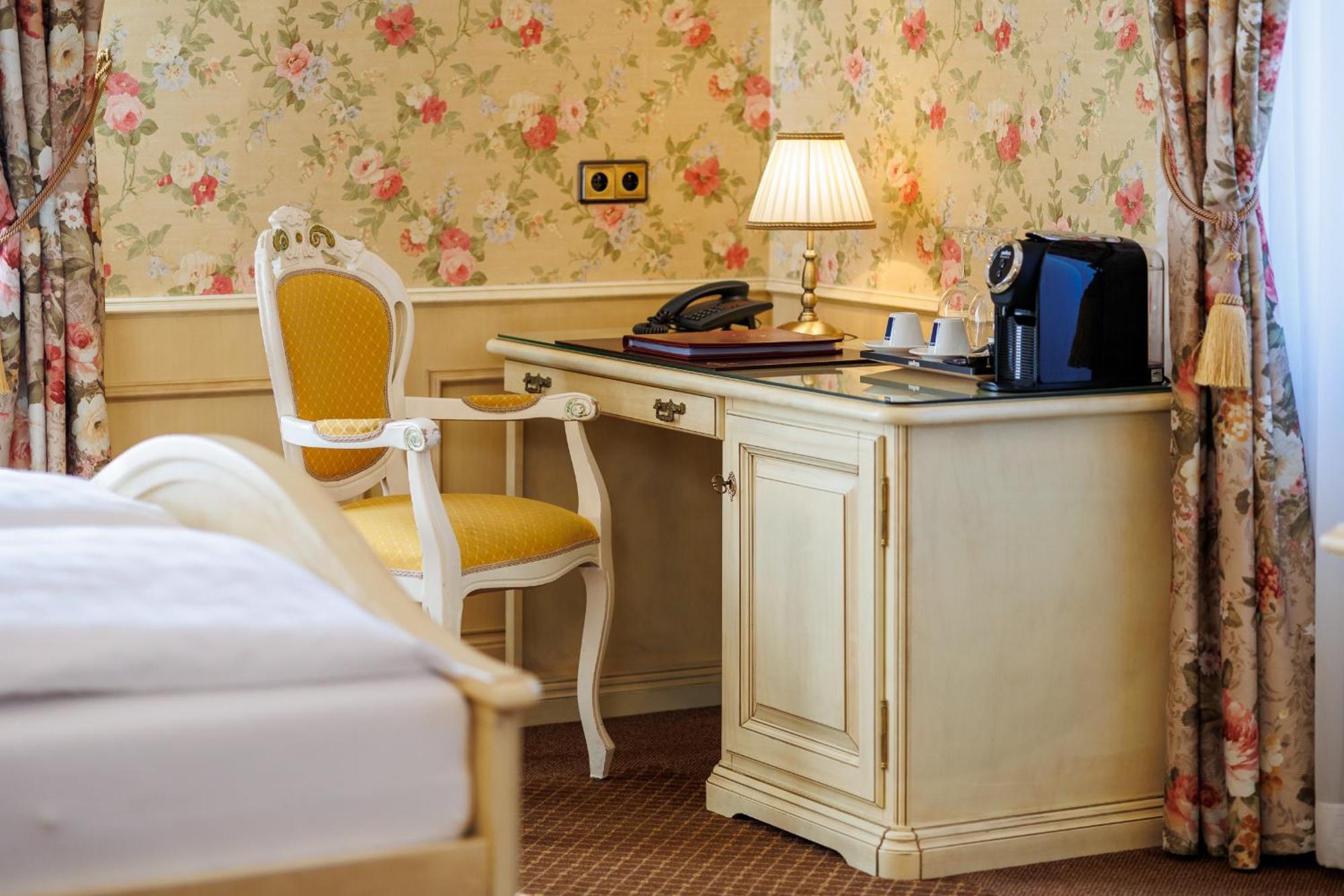 Hotel Chateau Cihelny Karlovy Vary Phòng bức ảnh